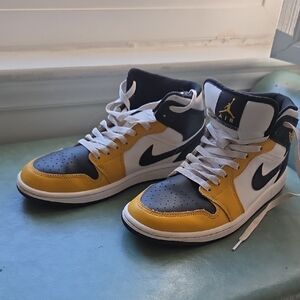 Nike High-Top Sneakers - Black, Yellow, White